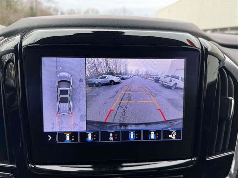 Used 2021 Chevrolet Traverse High Country image 29