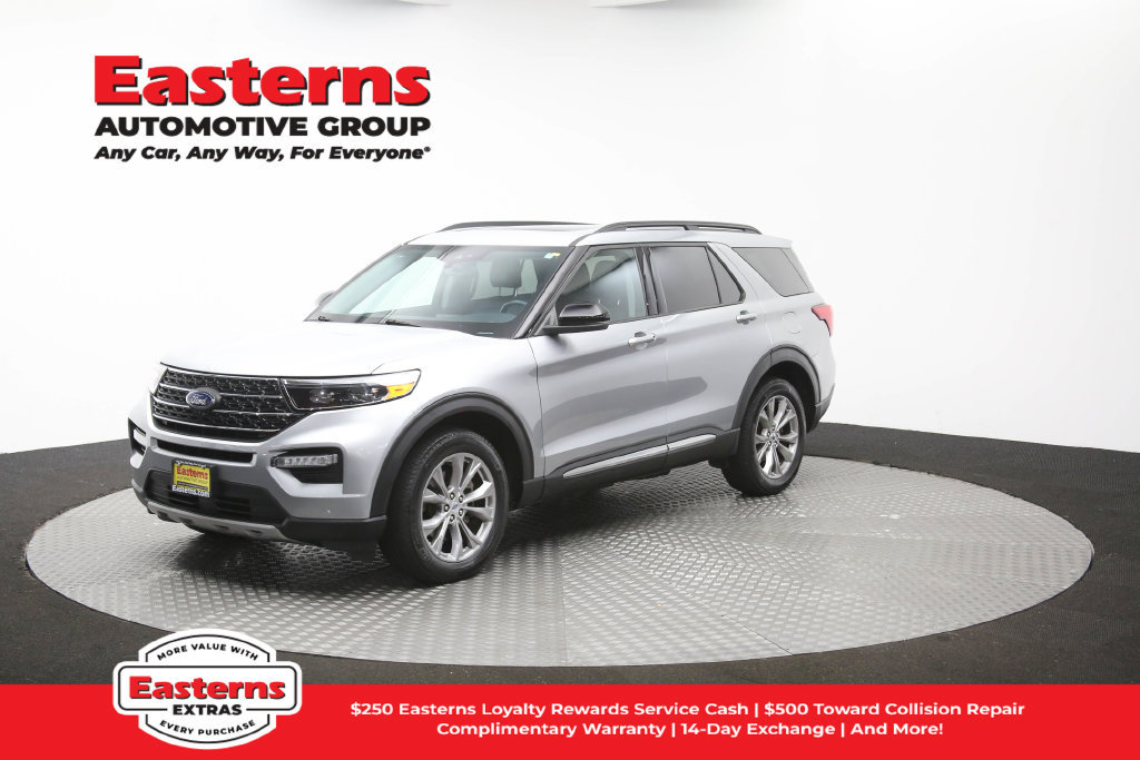 Used 2023 Ford Explorer XLT w/ Equipment Group 202A AWD/4WD image 58