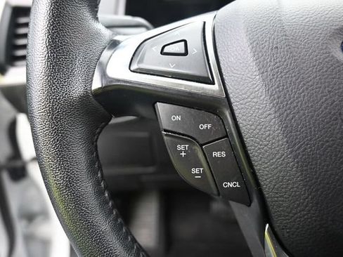 Used 2024 Ford Edge SEL AWD/4WD image 20