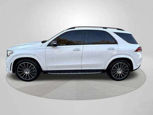 Used 2023 Mercedes-Benz GLE 450 4MATIC w/ AMG Line Exterior image 4