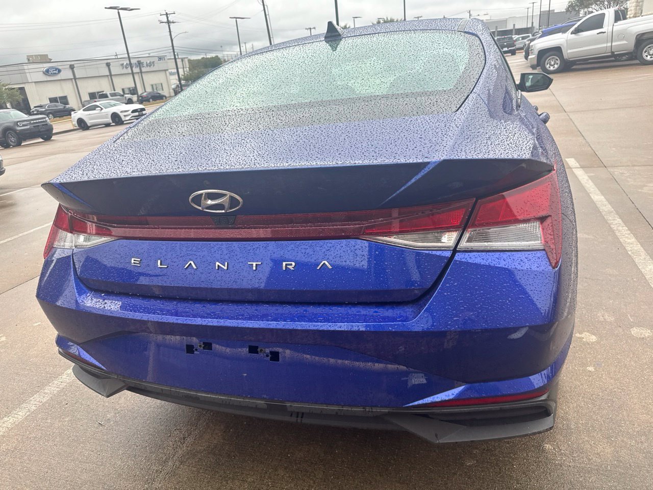 Used 2023 Hyundai Elantra SEL w/ Convenience Package FWD image 5