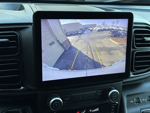 Used 2022 RAM ProMaster 2500 w/ Premium Convenience Group image 19