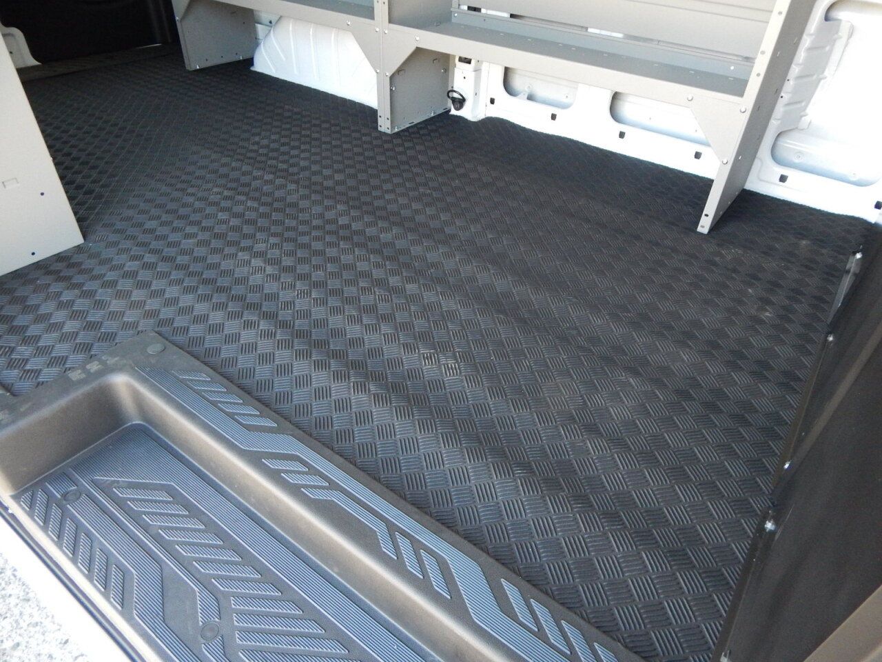 Used 2025 Ford Transit 250 Low Roof w/ Exterior Upgrade Package RWD image 14