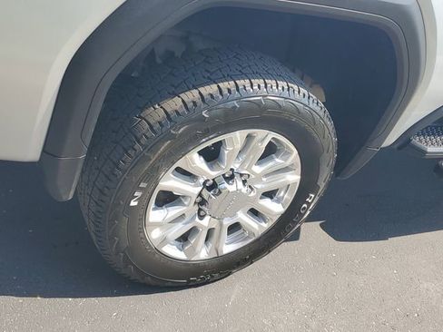 Certified 2022 GMC Sierra 2500 Denali w/ Denali Ultimate Package AWD/4WD image 5