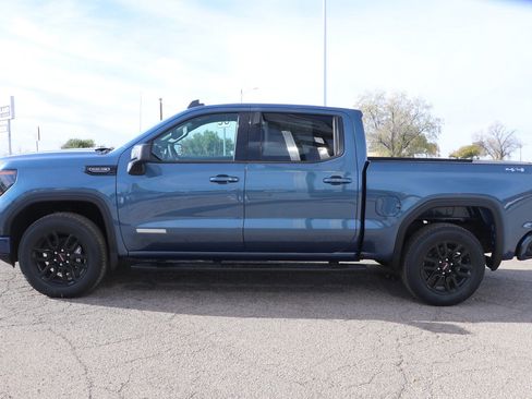 New 2026 GMC Sierra 1500 Elevation w/ LPO, Elevation Black Package image 4