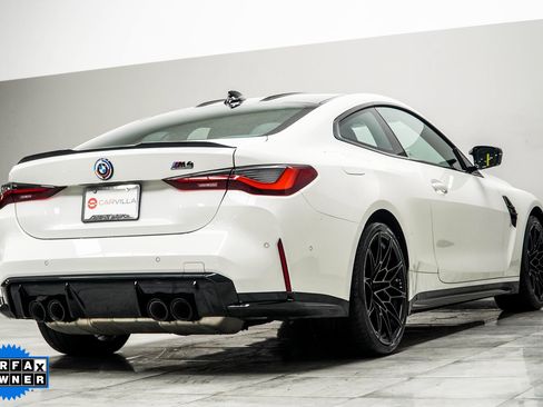 Used 2023 BMW M4 Competition w/ Executive Package image 11