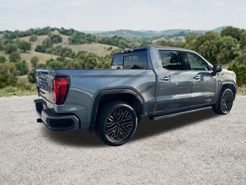 Used 2022 GMC Sierra 1500 Denali w/ Denali Reserve Package AWD/4WD image 9