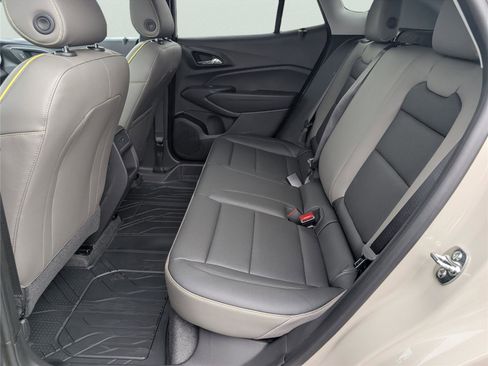 New 2026 Chevrolet Trax ACTIV FWD image 16