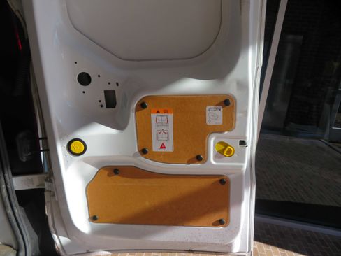 Used 2021 Ford Transit Connect XL image 25