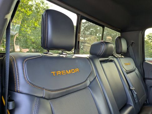 Certified 2022 Ford F150 Tremor w/ Equipment Group 402A High AWD/4WD image 43
