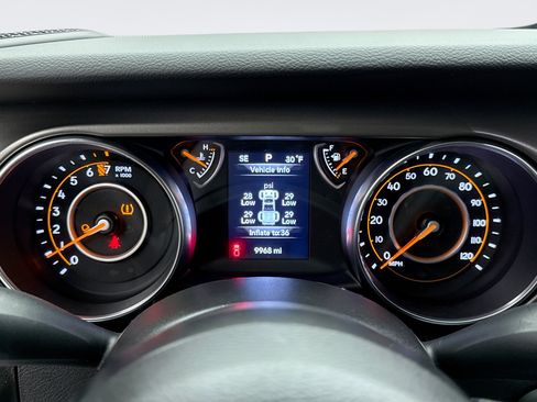 Used 2023 Jeep Gladiator Sport w/ Trailer Tow Package image 13