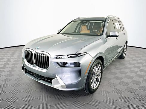 Used 2024 BMW X7 xDrive40i w/ Executive Package AWD/4WD image 4