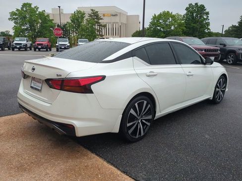 Used 2019 Nissan Altima 2.5 SR w/ SR Premium Package FWD image 4