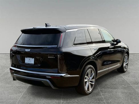 New 2026 Cadillac Vistiq Luxury image 9