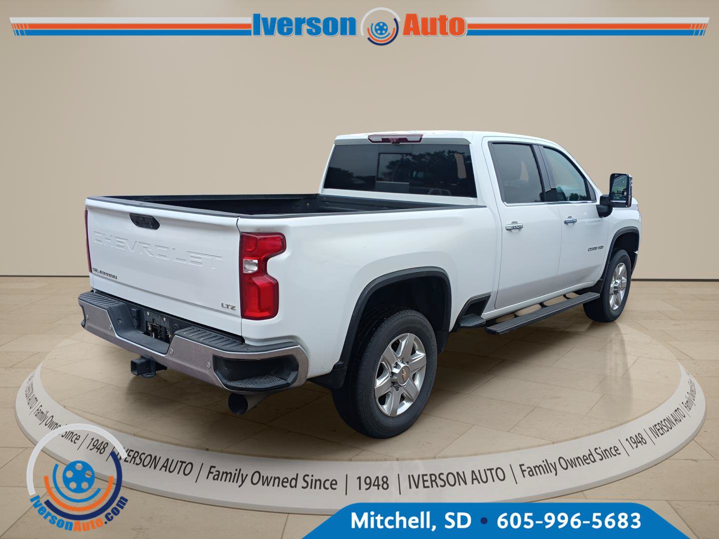 Used 2022 Chevrolet Silverado 2500 LTZ w/ LTZ Premium Package AWD/4WD image 4