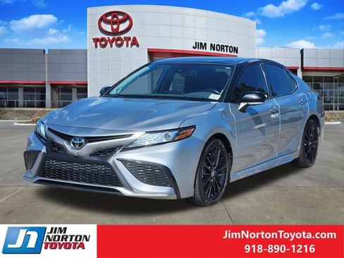 Used 2023 Toyota Camry XSE w/ Navigation Package FWD image 3