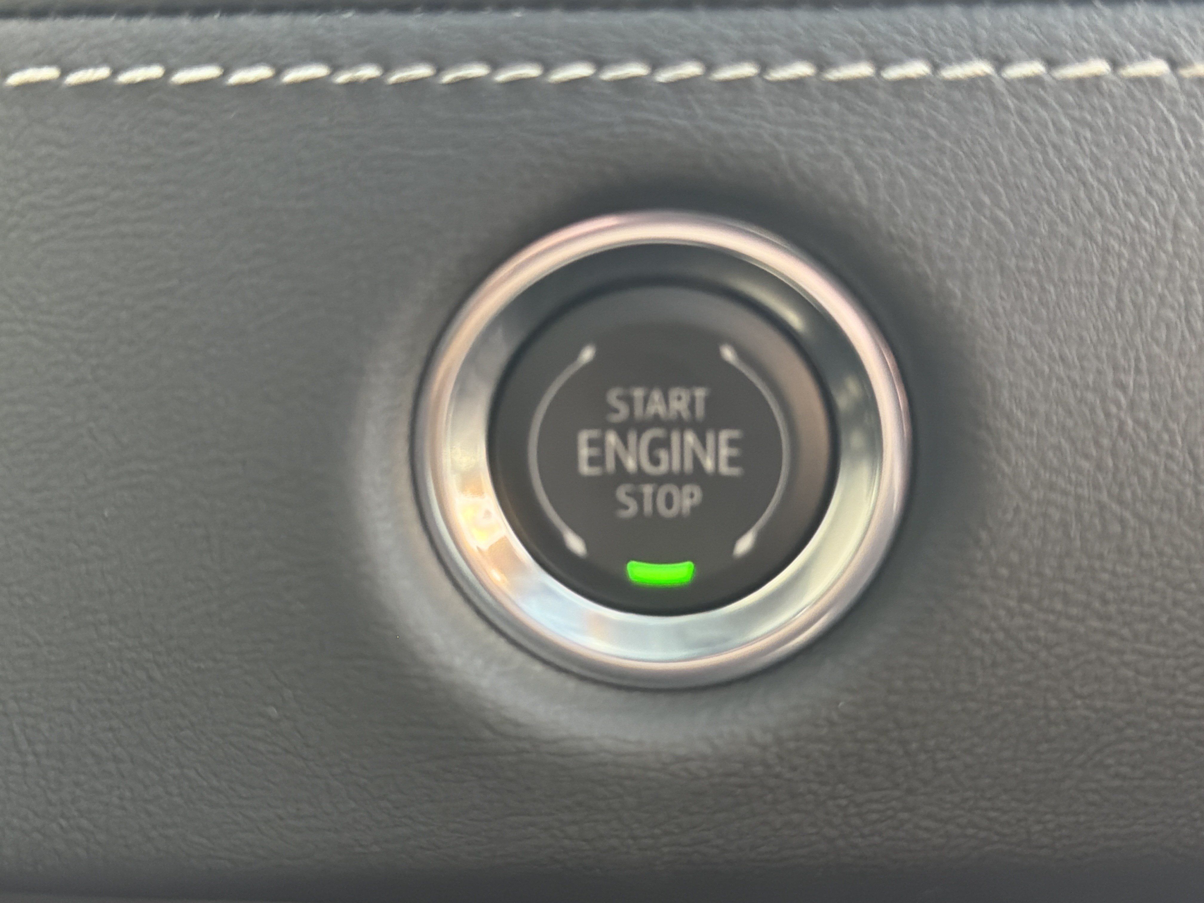 Used 2026 Cadillac Escalade ESV Sport AWD/4WD image 35