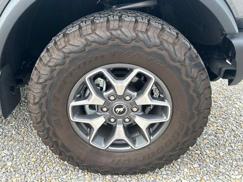 Used 2025 Ford Bronco Badlands AWD/4WD image 10