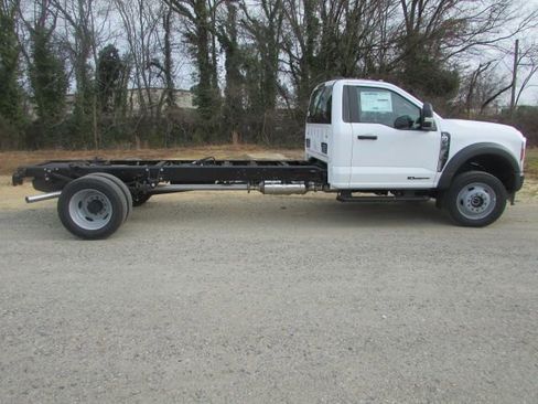 New 2026 Ford F550 4x4 Regular Cab Super Duty image 6