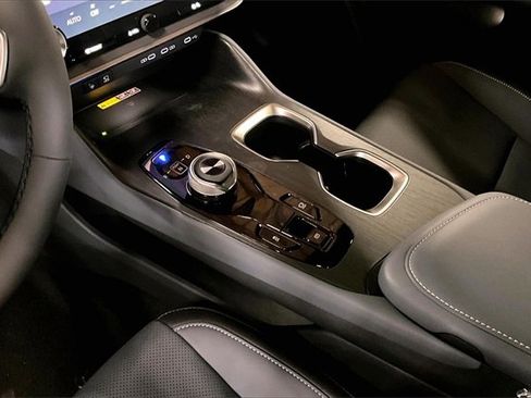 New 2026 Lexus RZ 450e AWD image 8