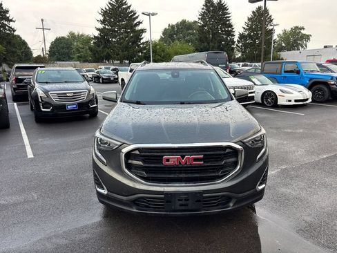 Used 2020 GMC Terrain SLE w/ Driver Convenience Package FWD image 5