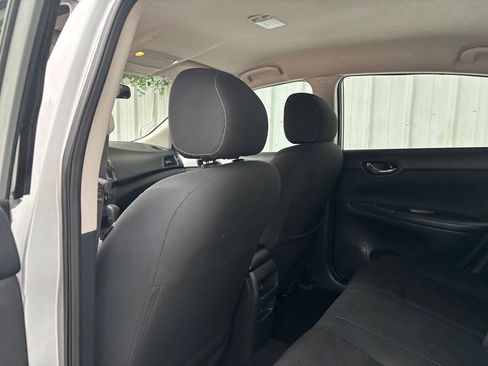 Used 2019 Nissan Sentra S FWD image 12