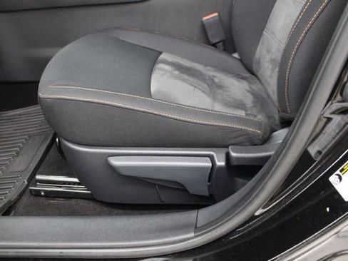 Used 2023 Nissan Sentra SR FWD image 28