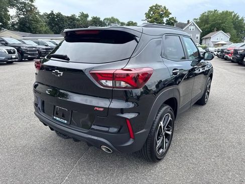 Used 2023 Chevrolet TrailBlazer RS w/ Sun and Liftgate Package AWD/4WD image 6