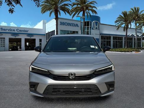 Used 2024 Honda Civic Sport image 3
