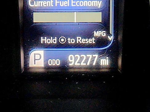 Used 2017 Toyota Camry LE FWD image 15