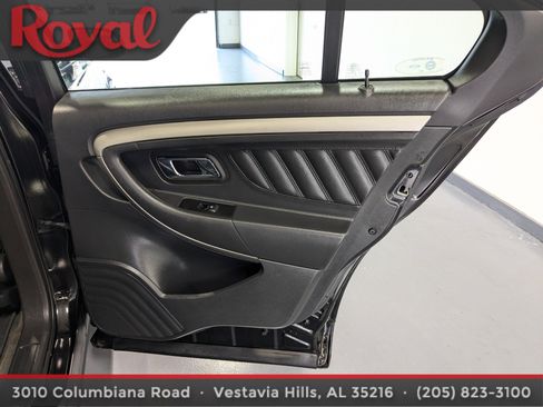 Used 2013 Ford Taurus SEL image 9