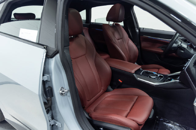 Certified 2024 BMW i4 eDrive40 w/ M Sport Package RWD image 22