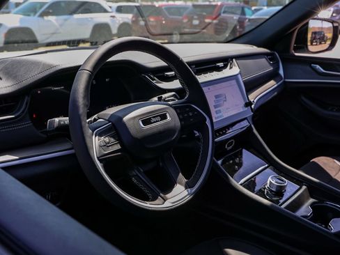 New 2026 Jeep Grand Cherokee Altitude RWD image 14