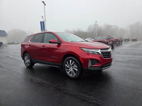 Used 2023 Chevrolet Equinox LT image 5