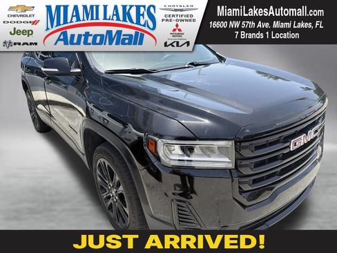Used 2022 GMC Acadia SLE w/ Driver Convenience Package FWD image 1