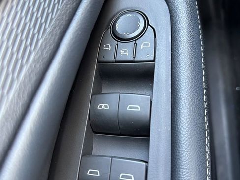 Used 2024 Chevrolet Blazer EV LT AWD/4WD image 6