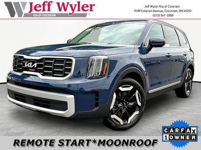 Used 2024 Kia Telluride S w/ S Sunroof Package