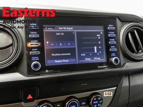 Used 2020 Toyota Tacoma SR RWD image 19