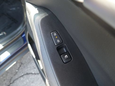 Used 2024 Kia Seltos S AWD/4WD image 25