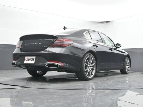 Used 2025 Genesis G70 2.5T AWD/4WD image 36