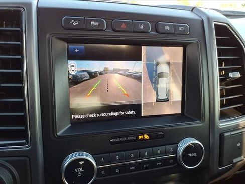 Used 2021 Ford Expedition Platinum AWD/4WD image 35