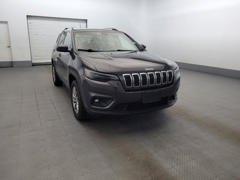 Used 2019 Jeep Cherokee Latitude Plus w/ Comfort/Convenience Group AWD/4WD image 13