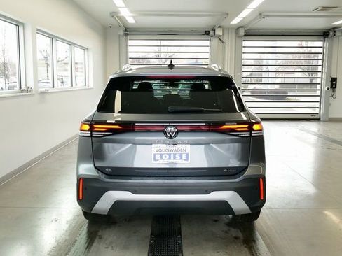New 2026 Volkswagen Tiguan SE image 5