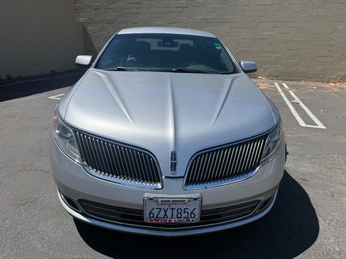Used 2013 Lincoln MKS FWD image 4