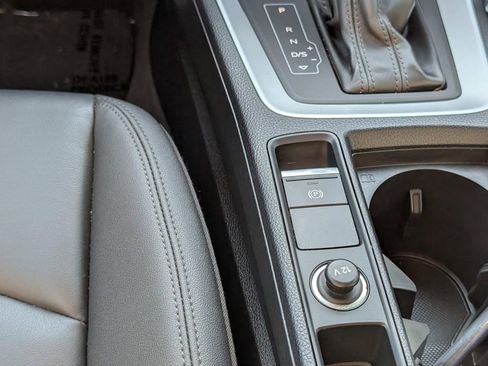 Used 2022 Audi Q3 2.0T Premium image 20