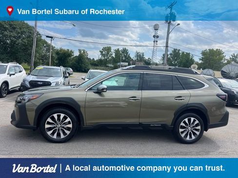 Certified 2025 Subaru Outback Touring XT AWD/4WD image 3