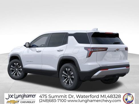 New 2026 Chevrolet Equinox LT image 3