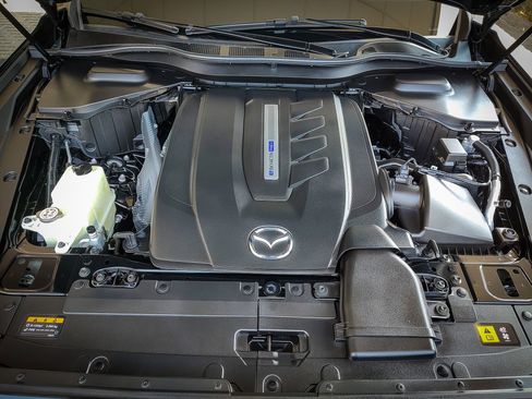 Used 2025 MAZDA CX-70 Plug-In Hybrid w/ Premium Pkg image 35