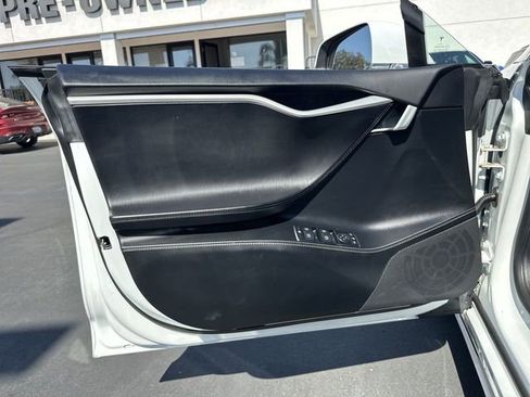 Used 2018 Tesla Model S 75D image 22