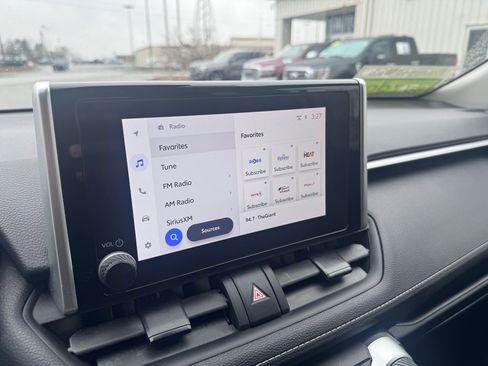 Used 2024 Toyota RAV4 XLE image 23